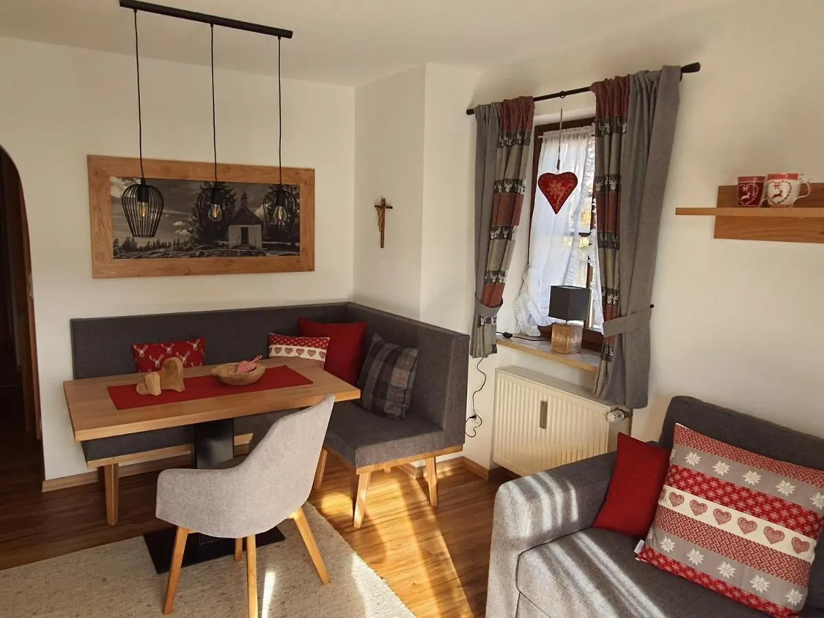 Haus Kirchplatz Apartment Reit im Winkl