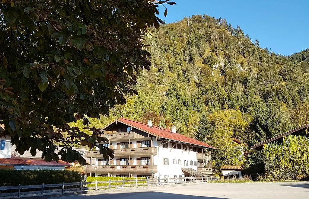 Haus Kirchplatz Apartment Reit im Winkl